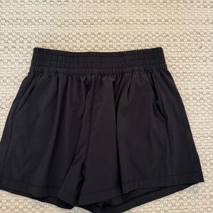Vuoti Villa Short